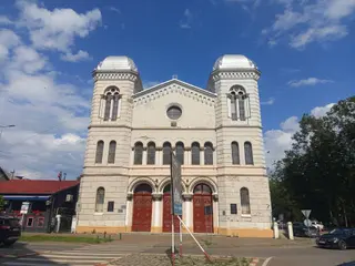 Gallery image 11