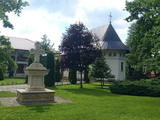 Gallery image 14