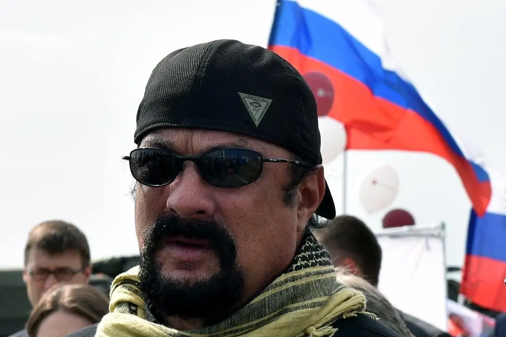 Szele Tamás: Seagal a fogolytáborban thumbnail